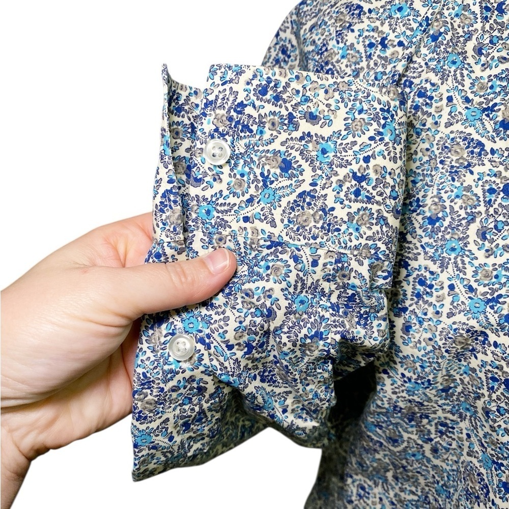 Lands’ End Blue and White Paisley Long Sleeve Button Down Shirt - Picture 5 of 14
